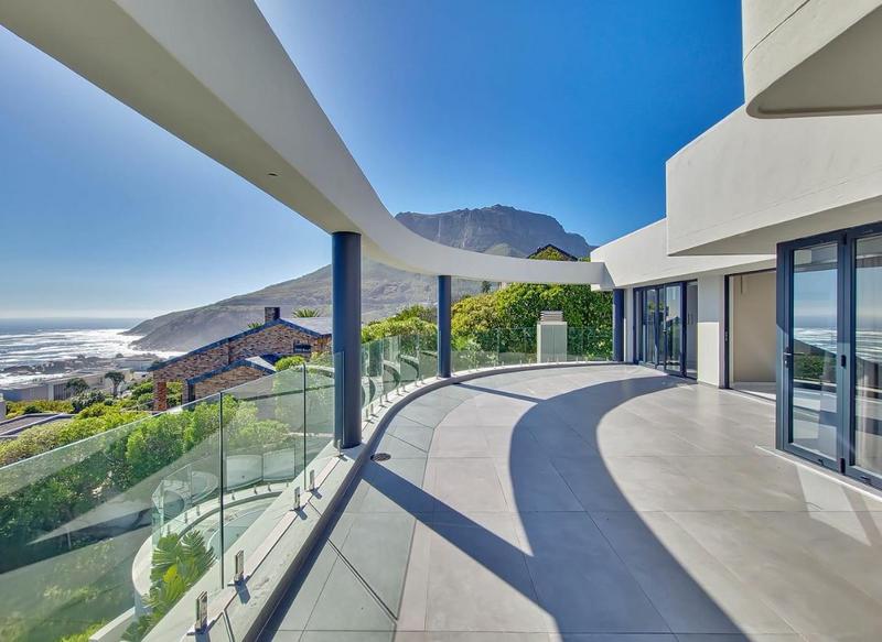 7 Bedroom Property for Sale in Llandudno Western Cape